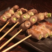 昨日は、定例会議と食事会でした！